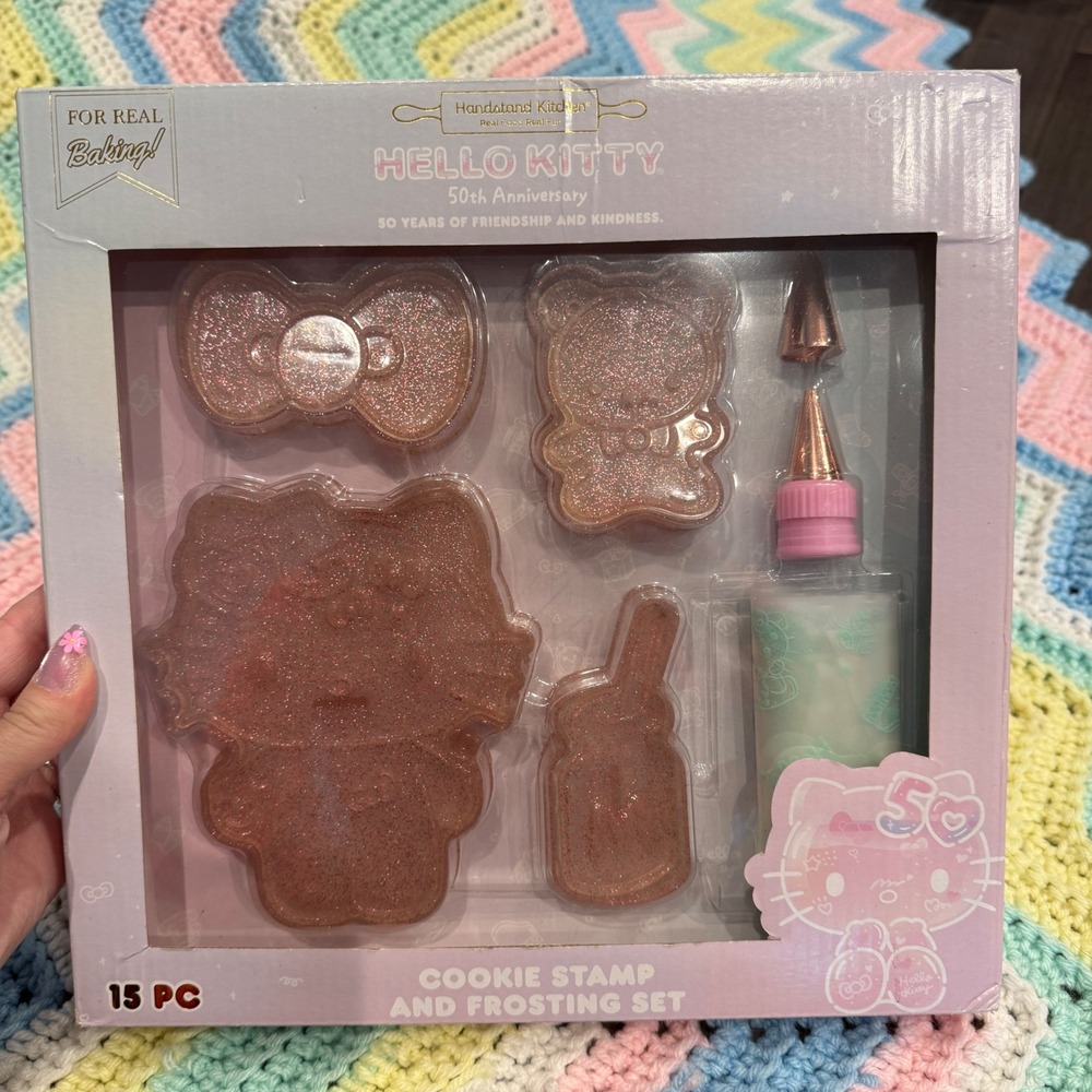 Hello Kitty 50th Anniversary Cookie‎ Stamp and Frosting Set 15PC